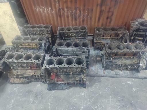 Çıkma Silindir Blokları 4HF1 4HG1 4HK1 4HE1 4JJ1 4BD1 4JA1 4JB1 